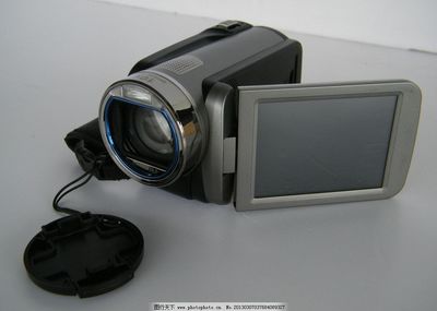 從數(shù)碼攝像機到手機配件 移動影像時代的技術(shù)變革與消費趨勢